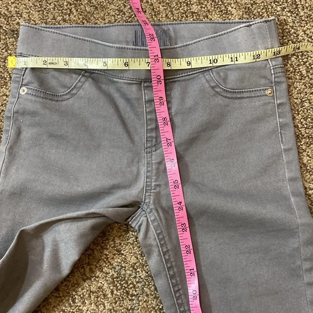 10/$50 JUSTICE STRETCH GIRL PANTS SIZE 12